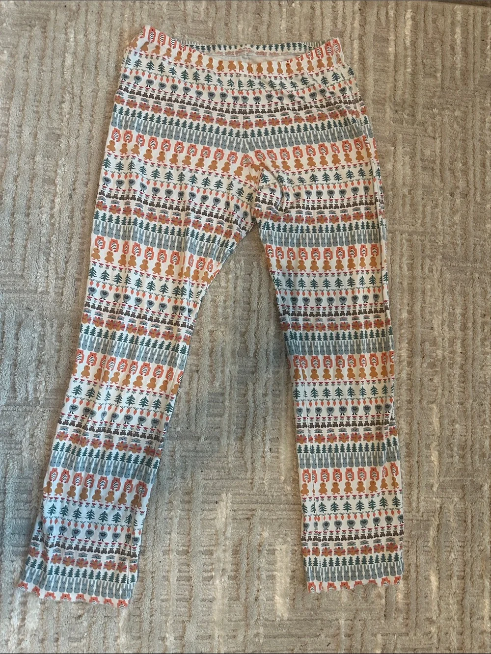 Roller Rabbit PJ set 🐇🛼 - Picture 3 of 5
